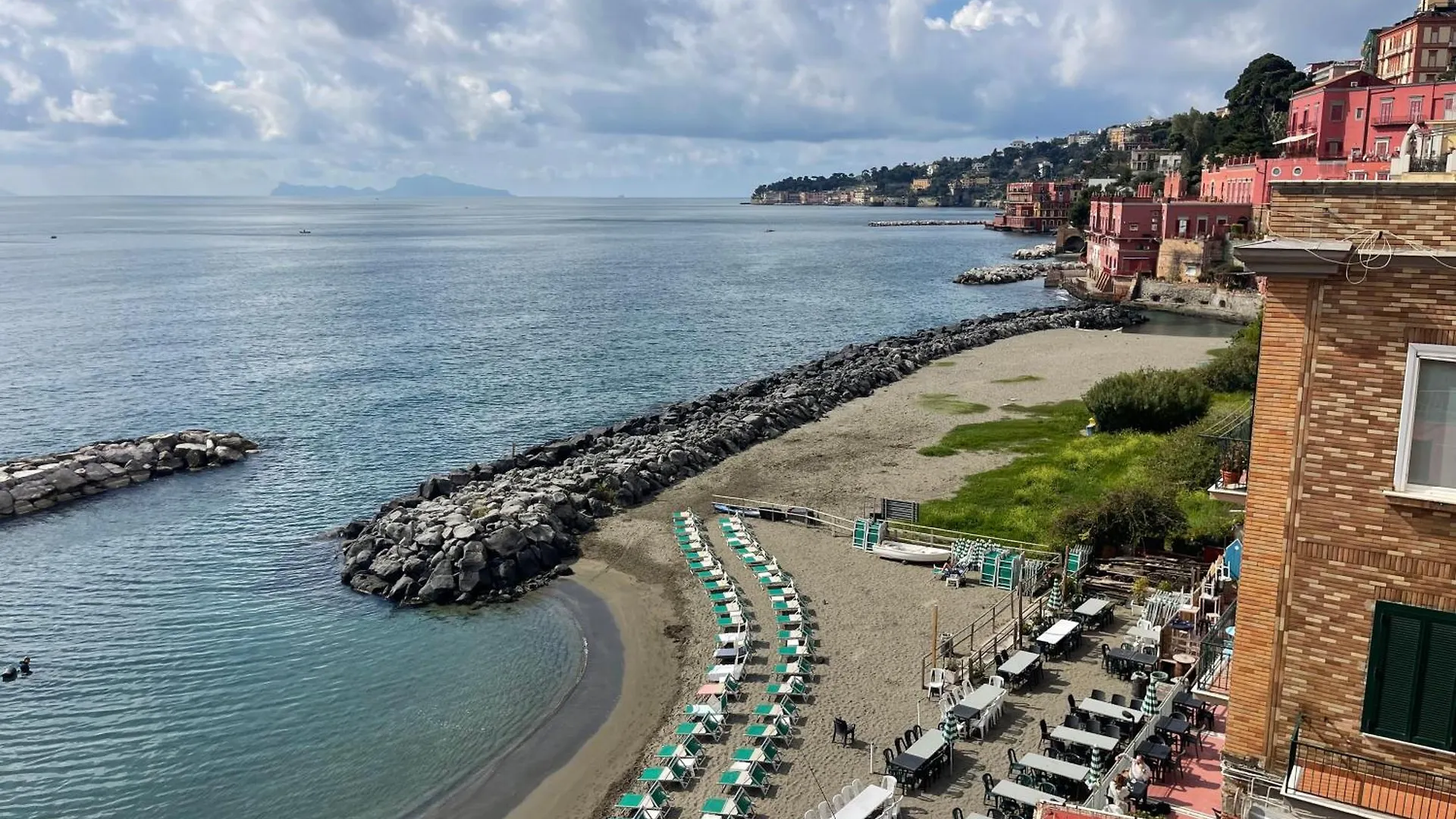 Appartamento Sul Mare A Posillipo Residenza Donn'Anna Naples